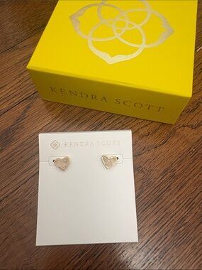 Kendra Scott Gold Heart Stud Earrings - Pink Quartz